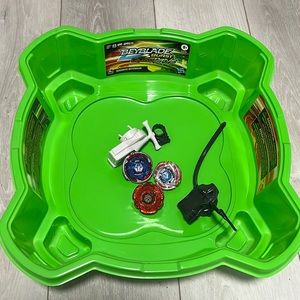 Beyblade metal fusion 3 beyblades 2 bey launchers 1 tool with Beyblade stadium